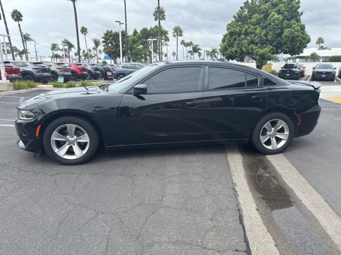 Used 2017 Dodge Charger SXT w/ Blacktop Package image 14