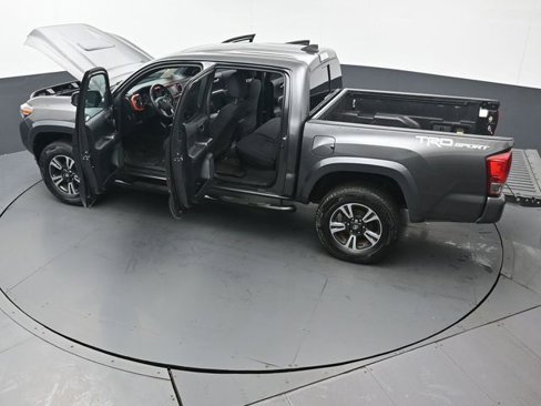 Certified 2017 Toyota Tacoma TRD Sport image 51