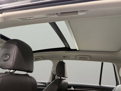 Used 2015 Volkswagen Golf SEL image 10