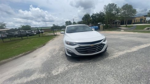 Used 2023 Chevrolet Malibu LT image 3