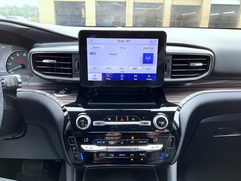 Used 2021 Ford Explorer Limited w/ Hybrid Equipment Group 310A image 14