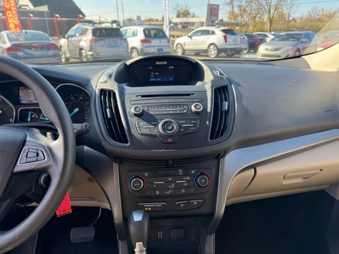 Used 2017 Ford Escape SE w/ SE Cold Weather Package image 13