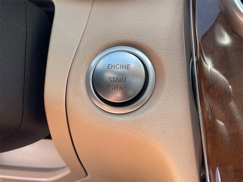 Used 2017 Mercedes-Benz C 300 Sedan image 17