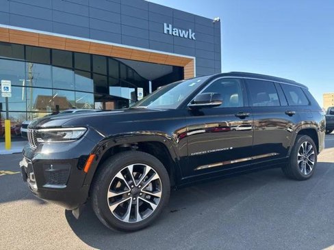 Certified 2024 Jeep Grand Cherokee L Overland image 1