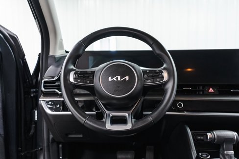 Used 2024 Kia Sportage EX image 10