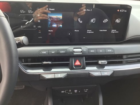 New 2025 Kia K4 EX image 11