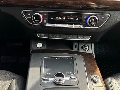Used 2019 Audi Q5 2.0T Premium Plus w/ Premium Plus Package image 29