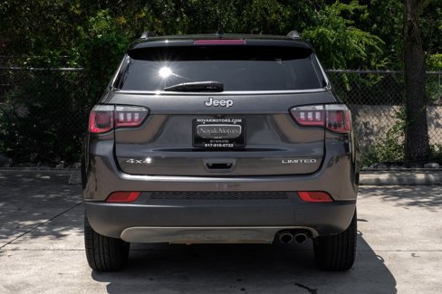 Used 2018 Jeep Compass Limited w/ Navigation Group image 17
