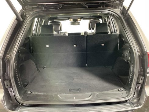 Used 2019 Jeep Grand Cherokee Altitude image 25