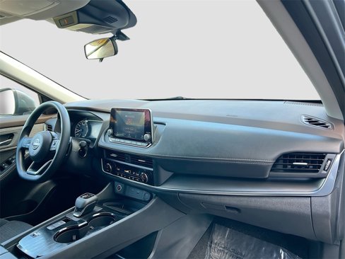 Used 2023 Nissan Rogue SV image 27