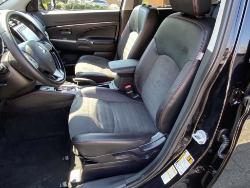 Used 2024 Mitsubishi Outlander Sport SE image 6