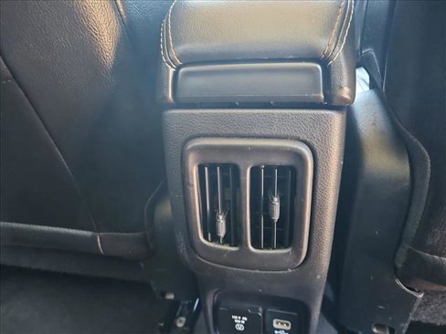Used 2019 Jeep Compass Latitude w/ Popular Equipment Group image 18