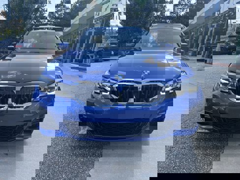 Used 2020 BMW 330i Sedan w/ M Sport Package image 10