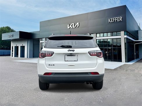 Used 2021 Jeep Compass Latitude image 7