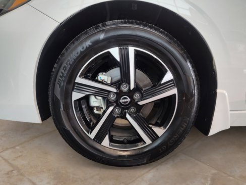 Used 2025 Nissan Sentra SV image 28