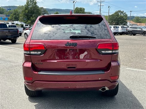 Used 2022 Jeep Grand Cherokee Laredo X image 3