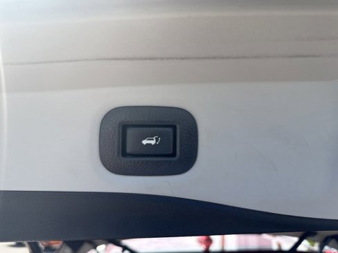 Used 2019 Nissan Rogue SL image 13
