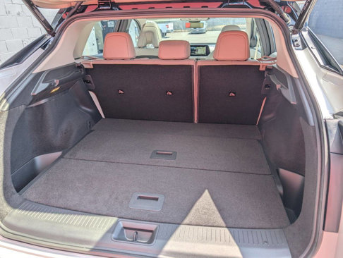 Used 2024 Nissan Ariya AWD image 17