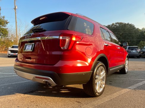 Used 2017 Ford Explorer Limited w/ Equipment Group 301A image 5