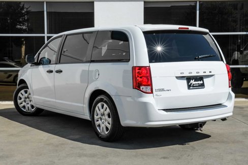 Used 2019 Dodge Grand Caravan SE image 9