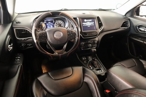 Used 2020 Jeep Cherokee Trailhawk w/ Comfort/Convenience Group image 2
