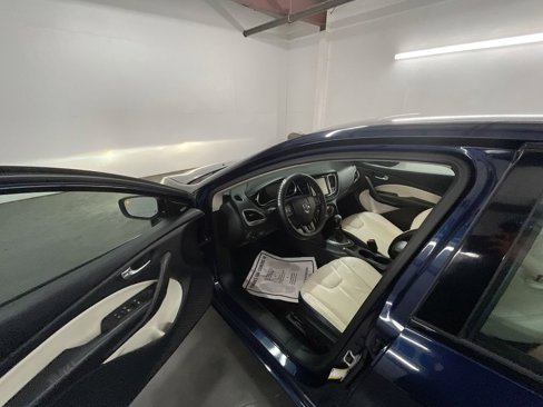Used 2015 Dodge Dart Limited w/ Technology Group image 10