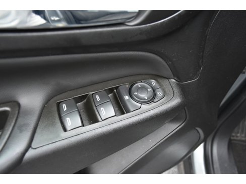 Used 2023 Chevrolet Equinox LT image 17