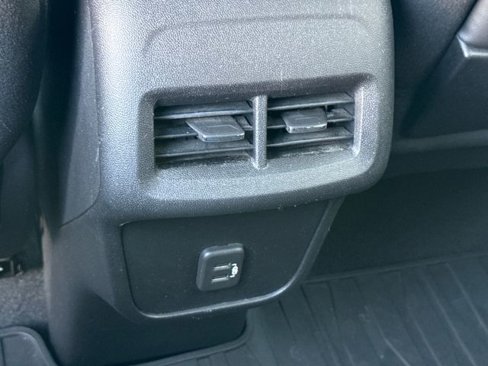 Certified 2018 GMC Terrain SLE w/ Driver Convenience Package image 33