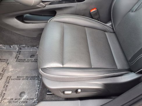 Used 2022 Buick Envision Essence w/ Technology Package I image 19
