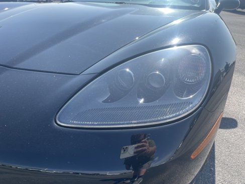 Used 2006 Chevrolet Corvette Coupe w/ Preferred Equipment Group image 9