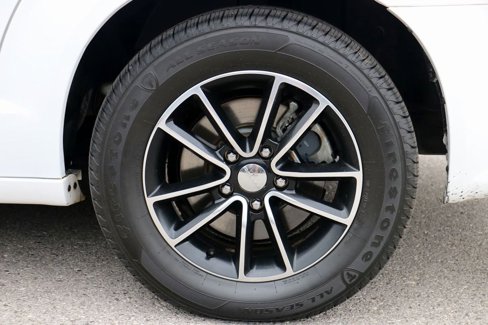 Used 2016 Dodge Grand Caravan SXT image 8