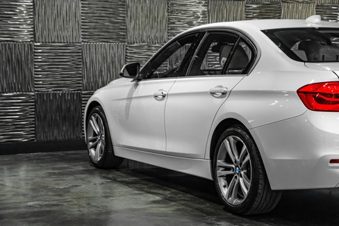 Used 2018 BMW 330i Sedan image 13