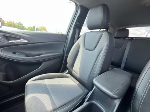 Certified 2022 Buick Encore GX Preferred w/ Cold Weather Comfort Package image 25