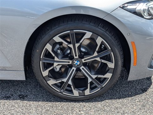 New 2025 BMW 330i Sedan w/ M Sport Package image 11