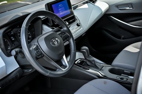 Used 2023 Toyota Corolla SE image 17