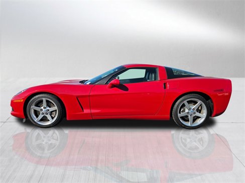 Used 2005 Chevrolet Corvette Coupe w/ Preferred Equipment Group image 3