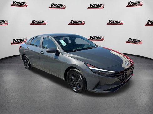 Certified 2023 Hyundai Elantra SEL w/ Cargo Package image 3