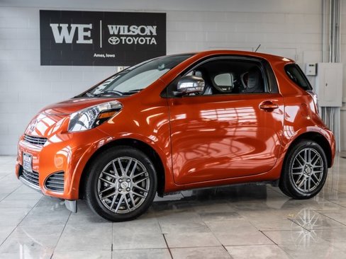 Used 2012 Scion iQ image 2