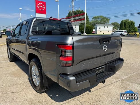 Used 2023 Nissan Frontier SV image 11