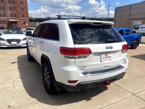 Used 2019 Jeep Grand Cherokee Limited w/ Luxury Group II image 5