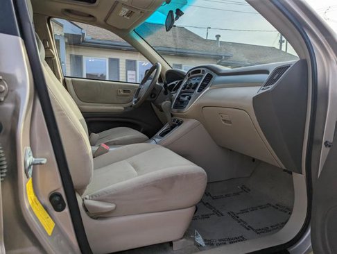 Used 2005 Toyota Highlander Limited image 19