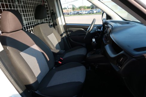 Used 2018 RAM ProMaster City Tradesman image 12