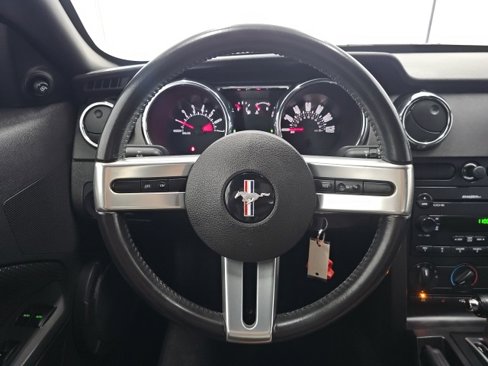 Used 2007 Ford Mustang Premium image 26