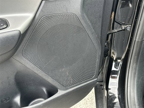 Used 2017 Kia Niro FE image 17