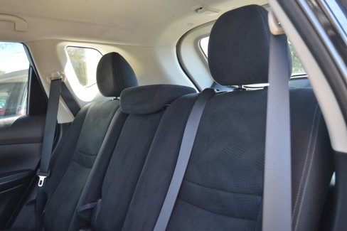 Used 2016 Nissan Rogue S image 15