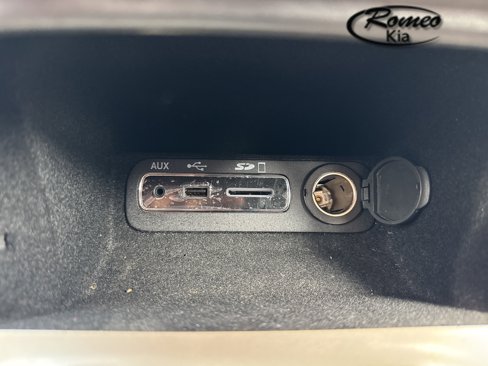 Used 2014 Jeep Grand Cherokee Limited image 23