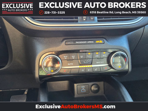 Used 2022 Ford Escape SEL image 32