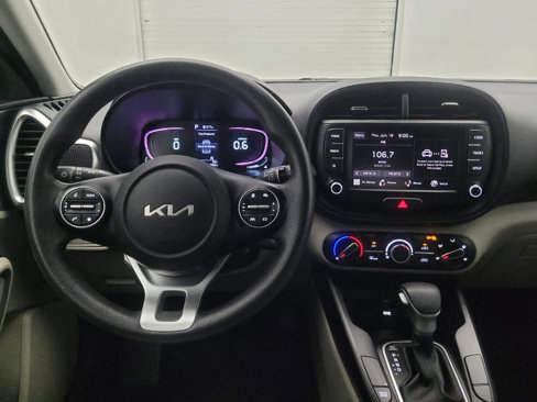 Used 2023 Kia Soul LX w/ LX Technology Package image 22