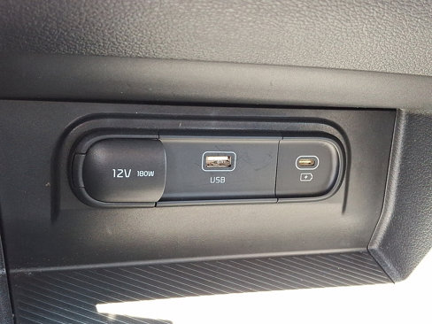 Used 2023 Kia Sportage LX image 24