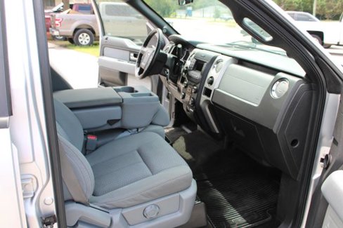 Used 2014 Ford F150 XLT w/ XLT Chrome Package image 19